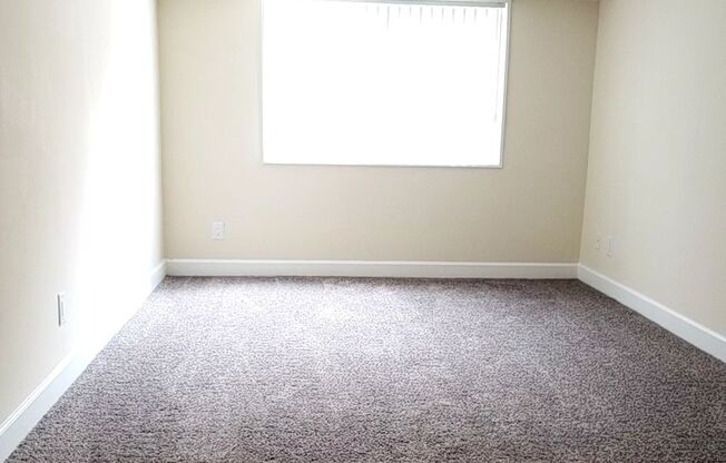 2 beds, 1.5 baths, 1,050 sqft, $2,000, Unit 3347 #003