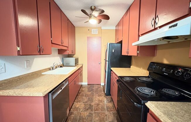 Modern Condo in Prime College Area Location