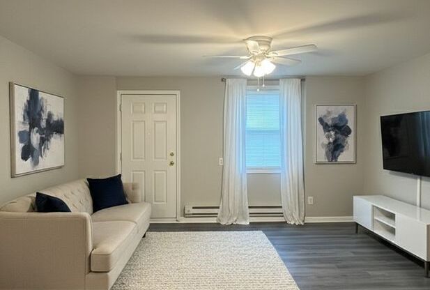 Majestic Court Apartments