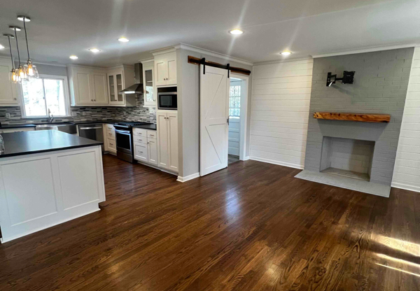 156 BARKSDALE DR