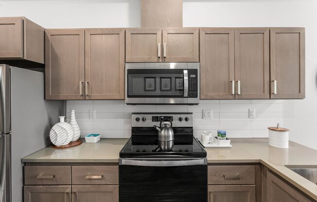 1 bed, 1 bath, 596 sqft, $1,455, Unit 308