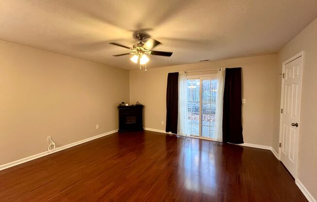 3 beds, 2.5 baths, $1,745