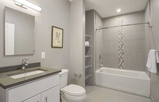 1 bed, 1 bath, 739 sqft, $4,200, Unit 203