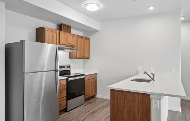 3 beds, 2 baths, 1,312 sqft, $1,975, Unit 207