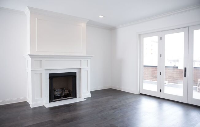 1 bed, 1 bath, 870 sqft, $1,945, Unit 304