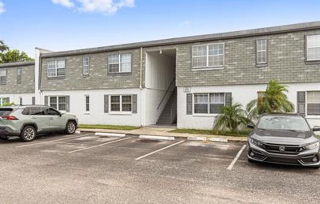 Spacious Condo Living in Winter Park – Perfect for Families!