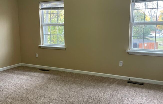 2 beds, 2 baths, 1,100 sqft, $875, Unit C7