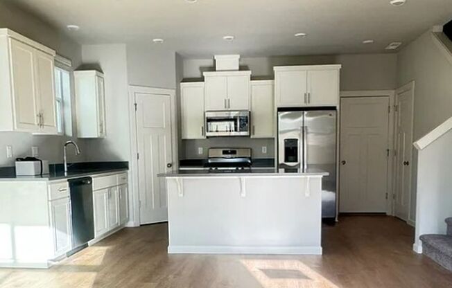 *NEW Construction* Stunning 3BD, 2.5 BA* Single Family Home Featuring Modern Upgrades* in South Hillsboro Reed's Crossing Community*
