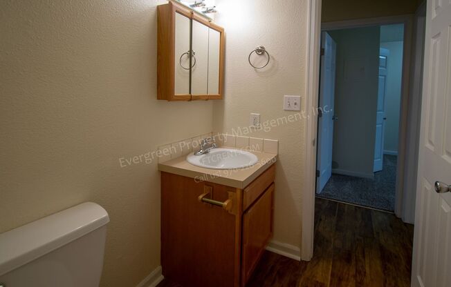 3 beds, 1.5 baths, $1,395