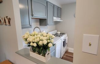 Cloverleaf Village Apartments