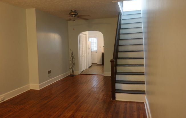 Charming 2 Bedroom/1 Bathroom Townhome in Woodberry, MD - Close to Light Rail!