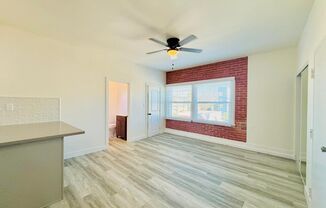 Studio, 1 bath, $1,350, Unit 401