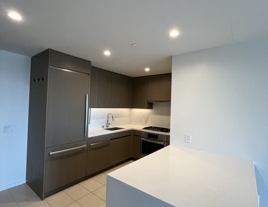 1 bed, 1.5 baths, 780 sqft, $3,000, Unit 701