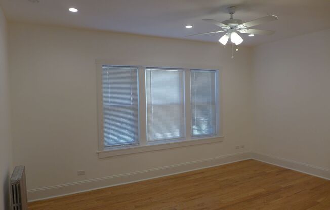 Lamon Courts Apartments