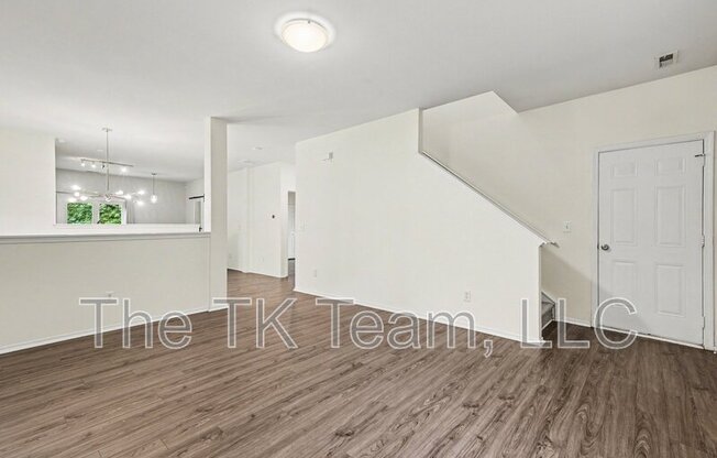 8942 CHALKSTONE RD