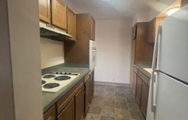 2 beds, 1 bath, 850 sqft, $1,650, Unit 517