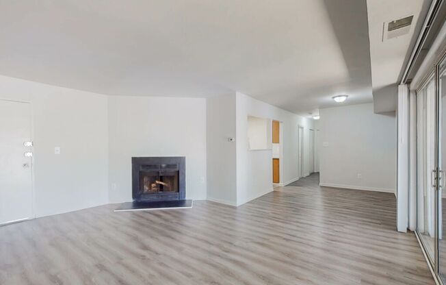 2 beds, 1 bath, 857 sqft, $1,770, Unit 8116-303