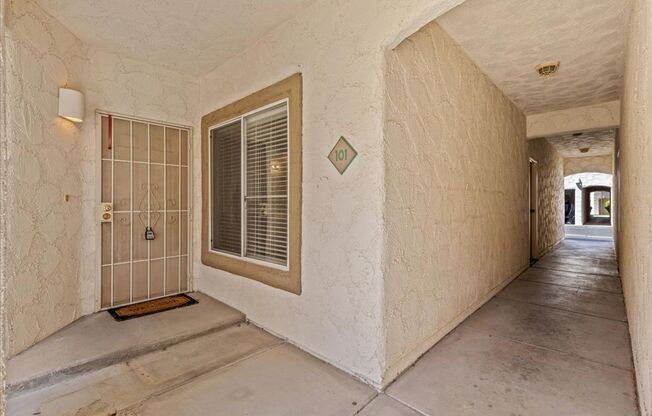 2 beds, 2 baths, $1,650, Unit UNIT 101