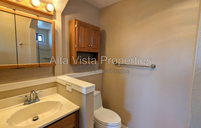 5 beds, 3.5 baths, 2,410 sqft, $5,995