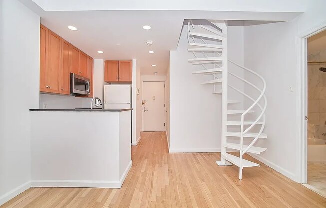 114 RDG ST