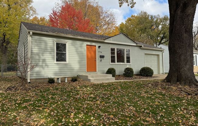 {7716} Fully Renovated Ranch in Fantastic Location + Fenced Yard, Lawn Care Included + 1 Car Garage