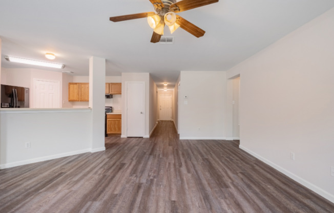 394 DANDELION LOOP