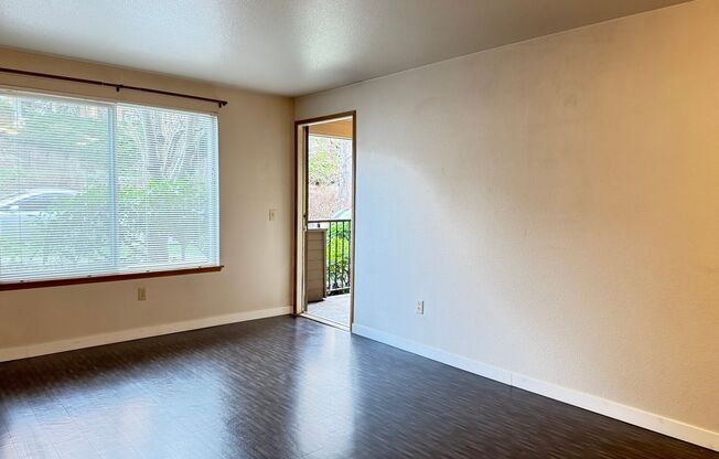 1 bed, 1 bath, 572 sqft, $1,650, Unit 211