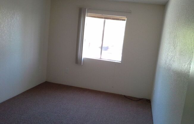 2 beds, 1 bath, 875 sqft, $999, Unit Unit 201