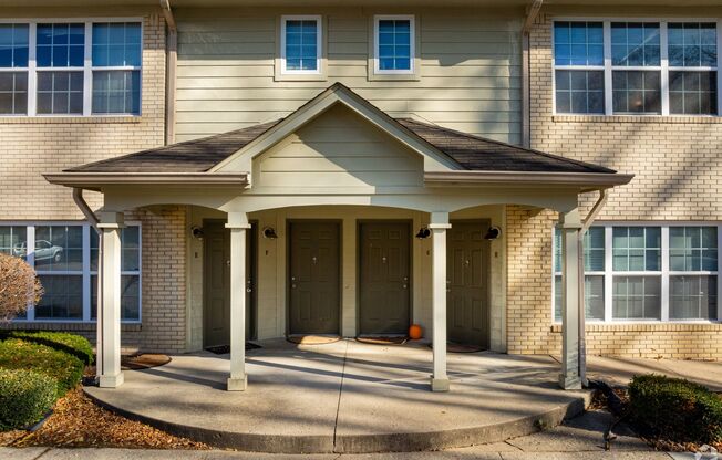 2 beds, 2 baths, 1,100 sqft, $1,399, Unit 15-D