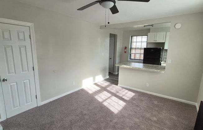 1 bed, 1 bath, 650 sqft, $1,225, Unit 03-1506