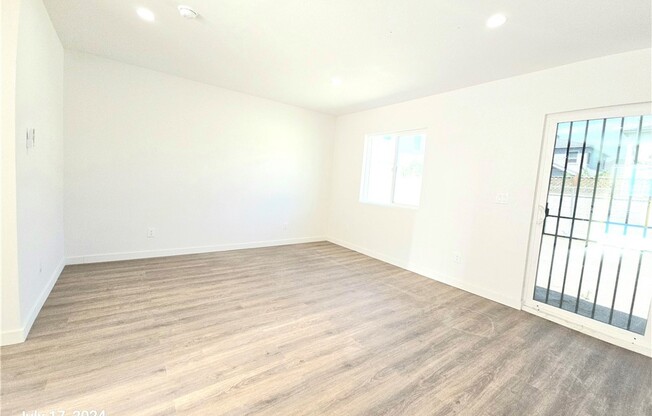 Studio, 1 bath, 360 sqft, $1,700