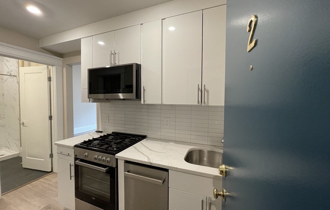 1 bed, 1 bath, 500 sqft, $3,100, Unit 2