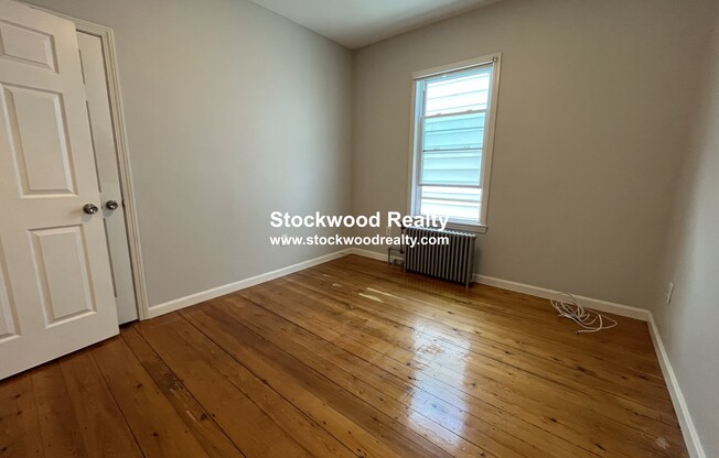 27 HOWELL ST