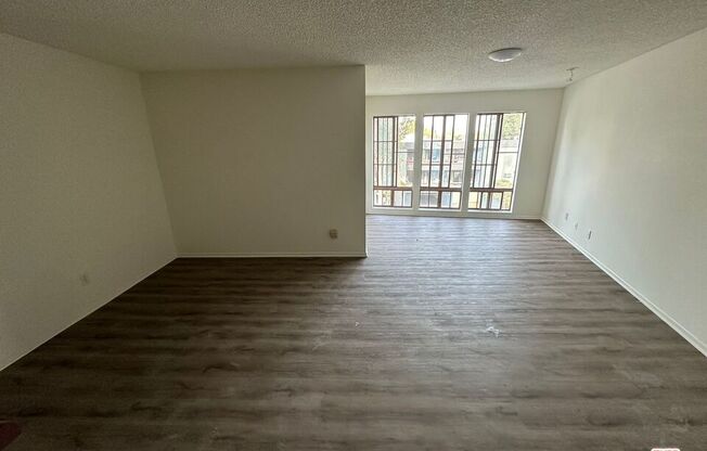 Studio, 1 bath, $1,750, Unit 212