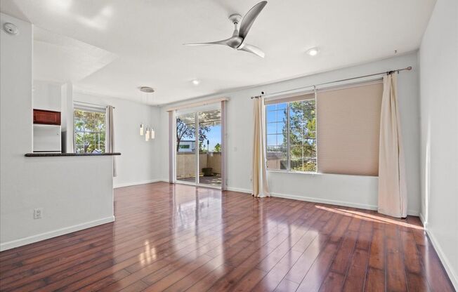 Spacious Open-Concept Summerlin Home with Balcony, Fireplace & Ensuite Bedrooms