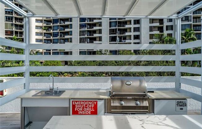 2 beds, 2 baths, $4,200, Unit # 1603