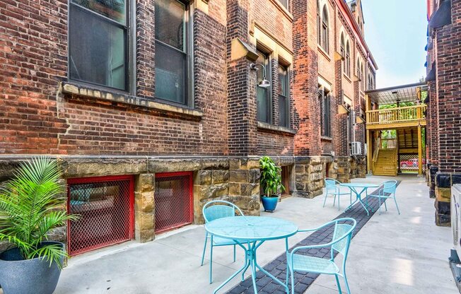 Beautiful Common Courtyard with Tables and Chairs at San Sofia Luxury Apartments, Cleveland, Ohio, 44113