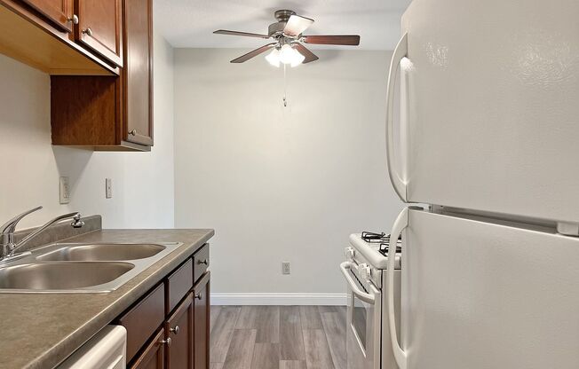 1 bed, 1 bath, 650 sqft, $1,045, Unit 3050202