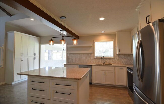 19118 CHALLE CIR W