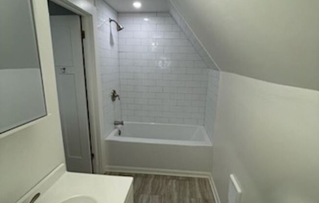 1703/1705 N. Aster