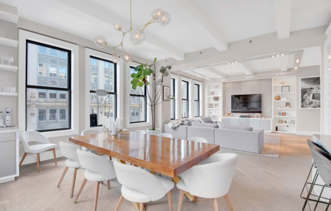 260 PARK AVE S