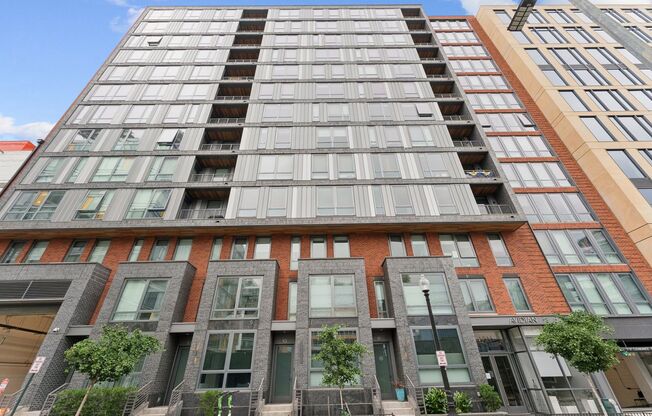 1211 VAN ST SE