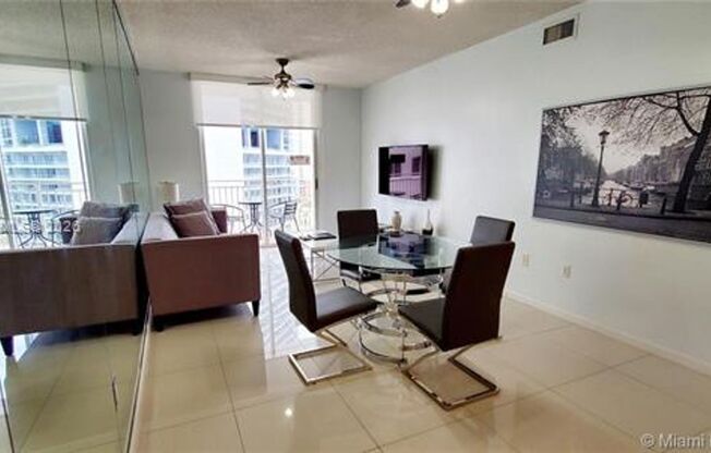 2 beds, 2 baths, $3,600, Unit # 1203