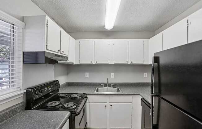 Standford Village Apartments in Norcross, GA Kitchen