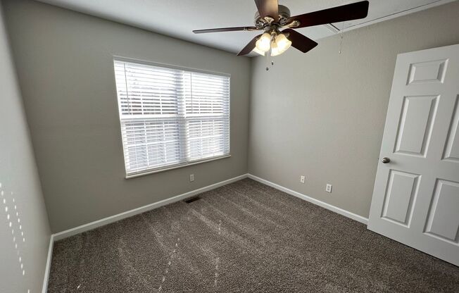 3 beds, 2.5 baths, 1,165 sqft, $1,895, Unit 831