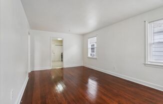 2 beds, 1 bath, $1,550