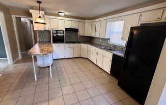 3 beds, 1 bath, $1,200