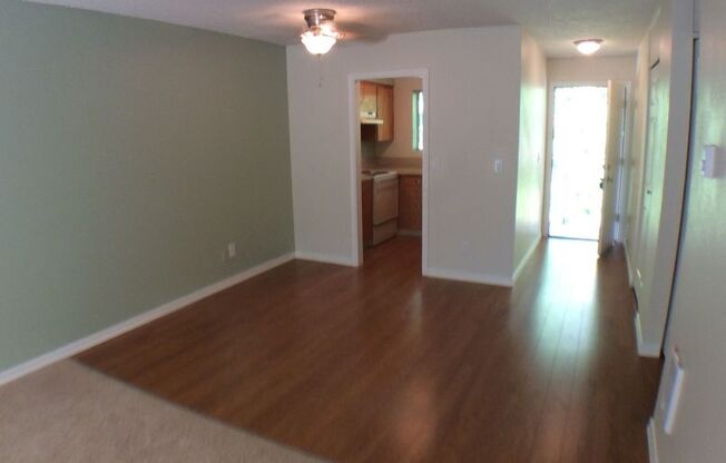 2 beds, 1 bath, 740 sqft, $1,475, Unit 315