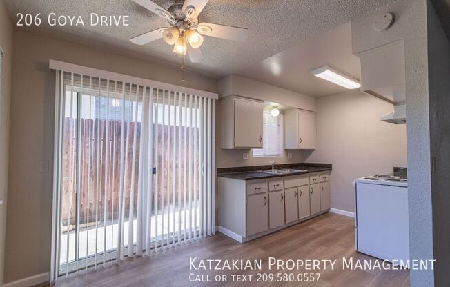 206 GOYA DR