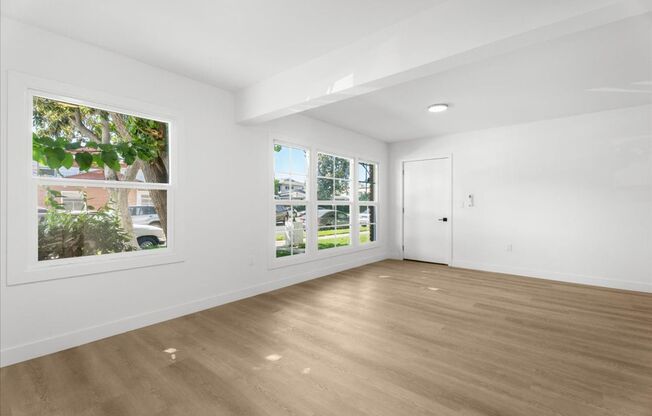 5312 Radford (#554)